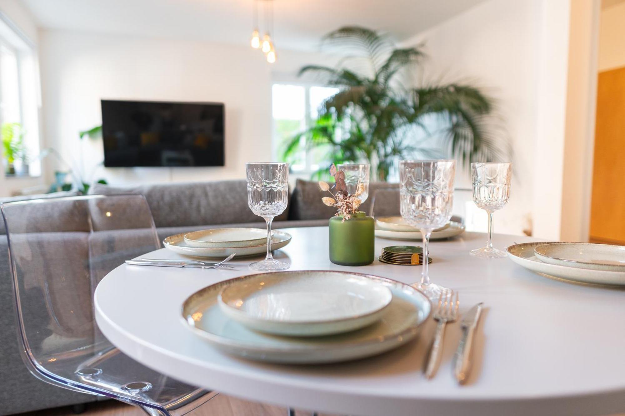 Luxurioeses Apartment, 10Min Innenstadt, Parkplatz Erfurt Eksteriør billede