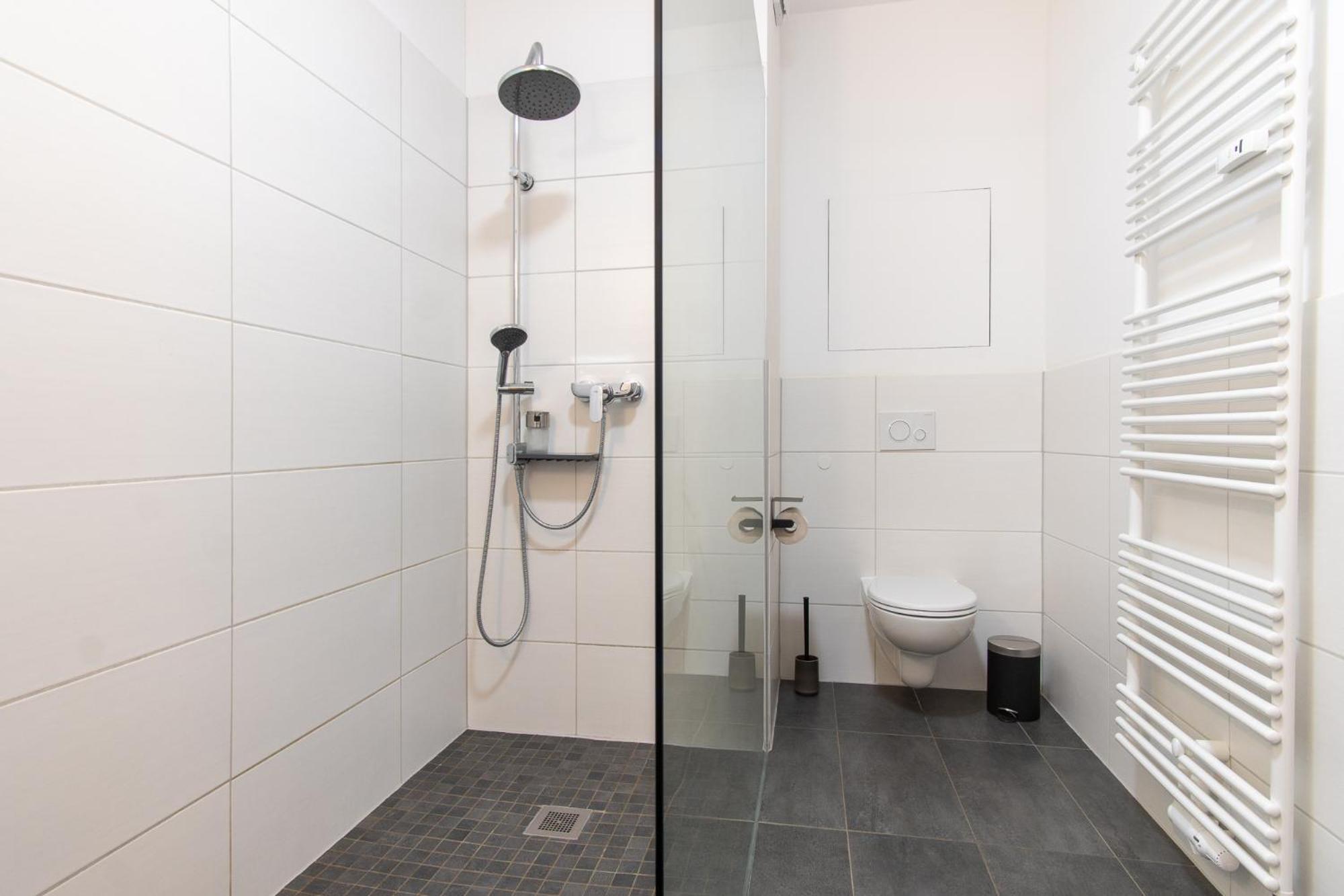 Luxurioeses Apartment, 10Min Innenstadt, Parkplatz Erfurt Eksteriør billede